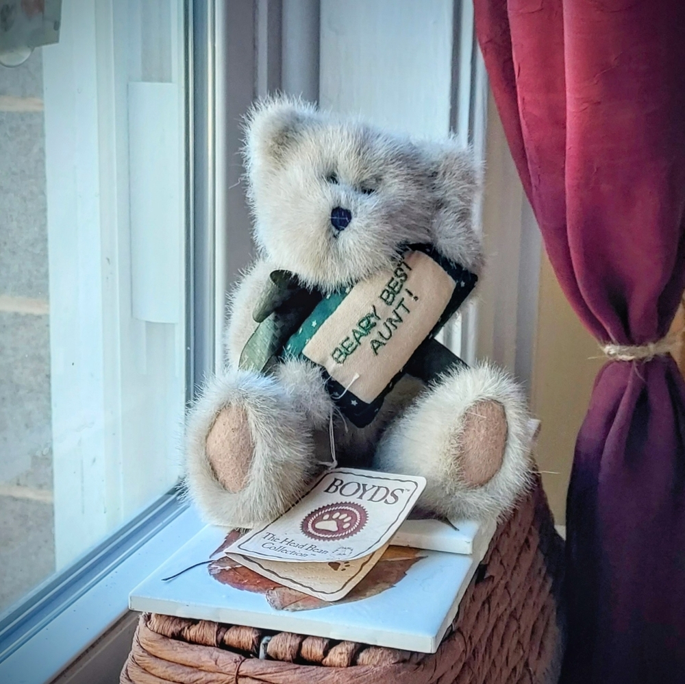 Thinkin' of Ya Series Boyds Bear Collection Style #903202 Aunt Bea
